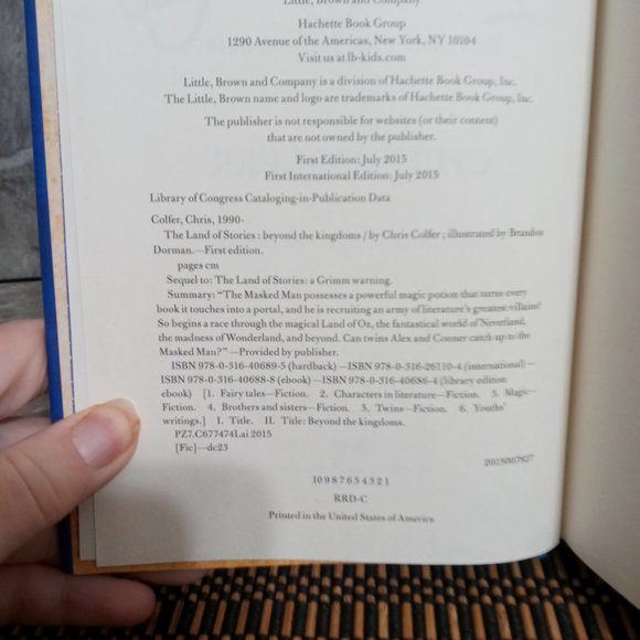 Chris Colfer Beyond the Kingdom Land of Stories #4 Barnes and Noble Exc 1st Ed - Picture 6 of 6